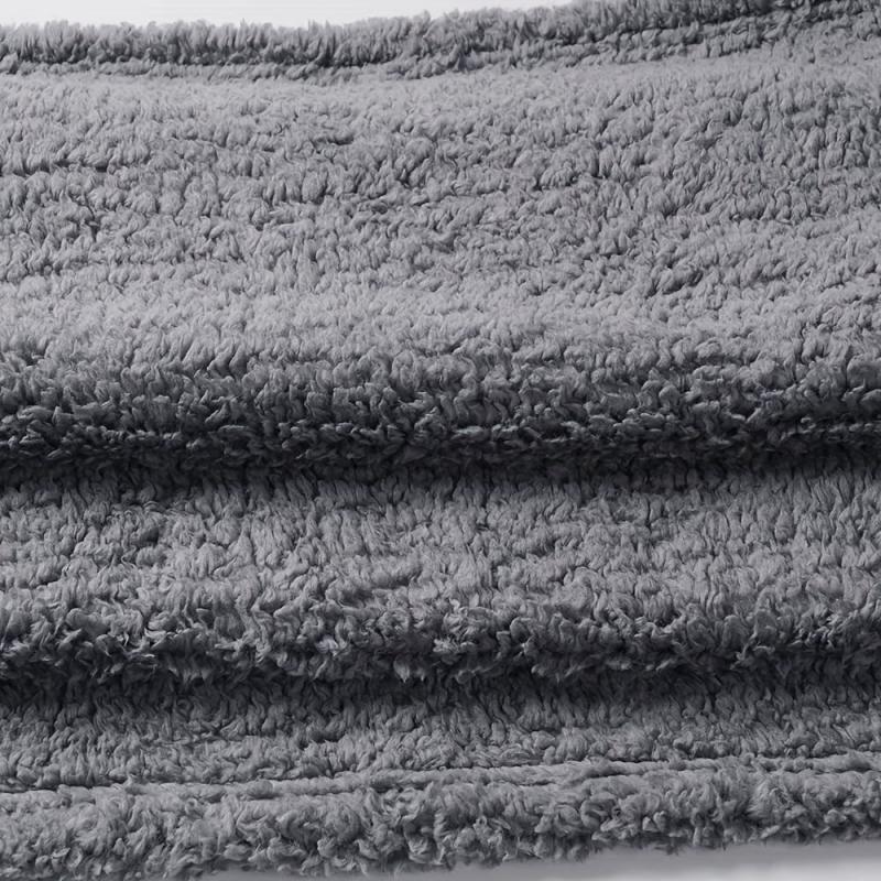 Soft Plush Blanket for Dogs and Cats - Warm Mat for Sleeping, Playing, Snuggling