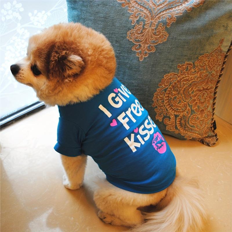 Pet Party Kisses Lips Graphic Tee