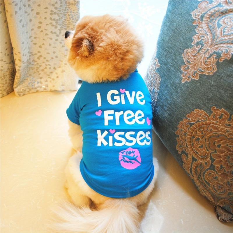 Pet Party Kisses Lips Graphic Tee