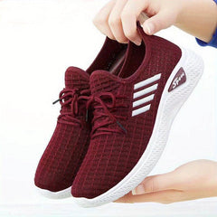 Women's Breathable Sneakers Lightweight Lace Up Walking Shoes