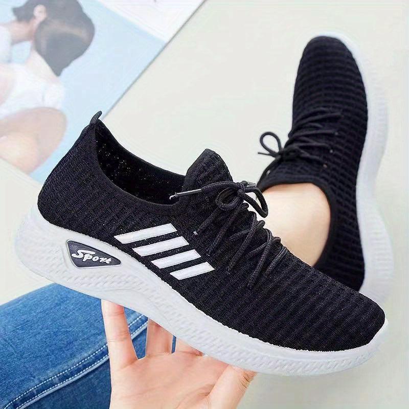 Women's Breathable Sneakers Lightweight Lace Up Walking Shoes
