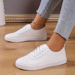 Women's Plaid Lace-Up Low Top Sneakers