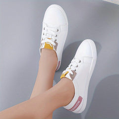 Women's Lace Up Flat Skate Shoes Low Top Sneakers