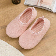 Women's Fuzzy Curly Fur Slippers Soft Sole Comfortable House Slippers