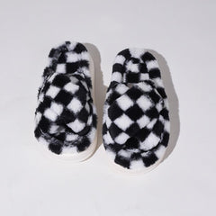 Plaid Pattern Fuzzy Slippers Slide Sandals