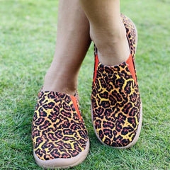 Leopard Pattern Canvas Slip On Round Toe Shoes
