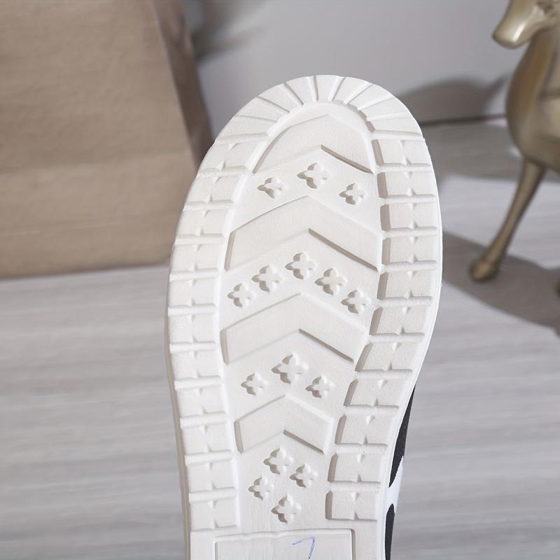 Women's Cow Pattern Canvas Lace-Up Sneakers Lightweight Outdoor Shoes