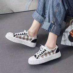 Women's Plaid Canvas Lace Up Low Top Shoes