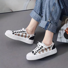 Women's Plaid Canvas Lace Up Low Top Shoes