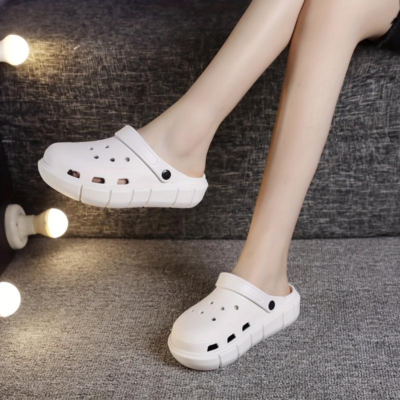 Women's Solid Clogs Casual Hollow Out Beach Shoes