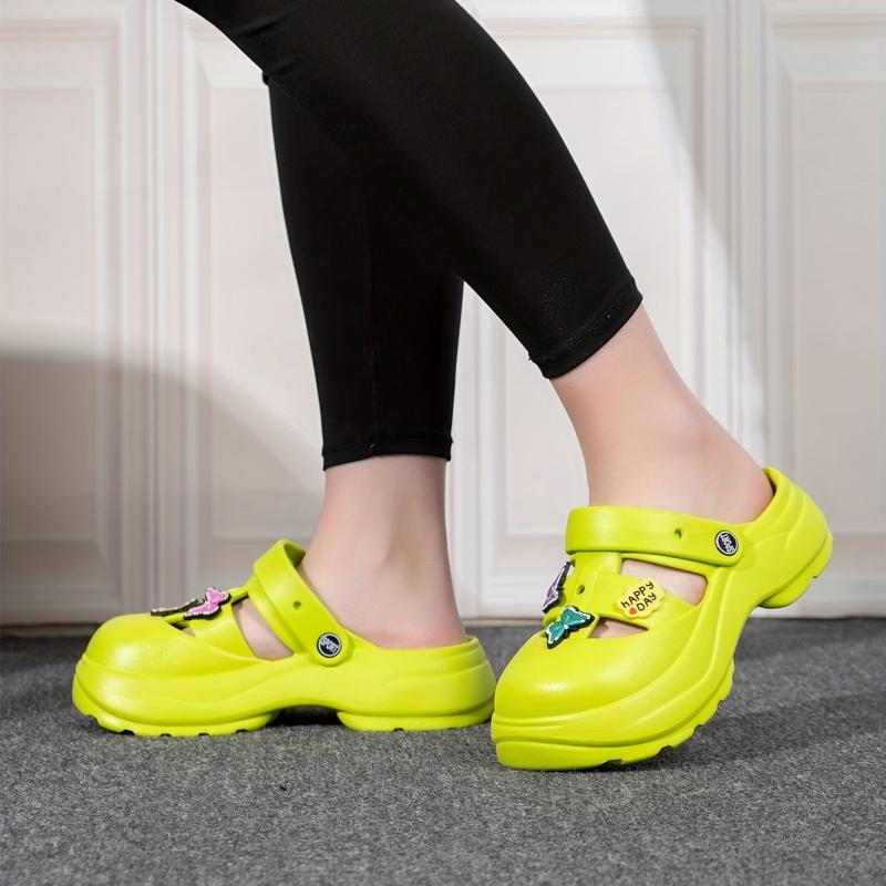 Women's Hollow Out Sandals Breathable Round Closed Toe Shoes