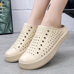 Women's Flat Water Clogs Closed Toe Hollow Out Solid Slip On Beach Sandals