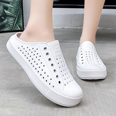 Women's Flat Water Clogs Closed Toe Hollow Out Solid Slip On Beach Sandals