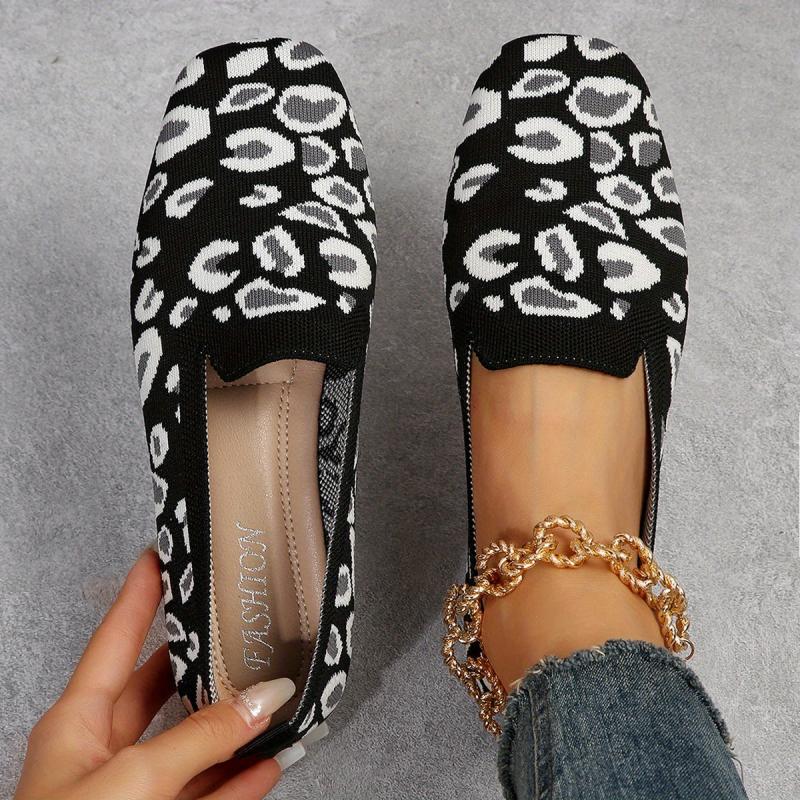 Leopard Print Flat Breathable Knit Shoes Lightweight Work Shoes