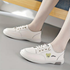 Women's Bear Pattern Flat Sneakers Lace Up Low Top Shoes