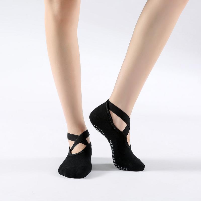 Non Slip Towel Bottom Socks Cross Lace for Yoga Pilates