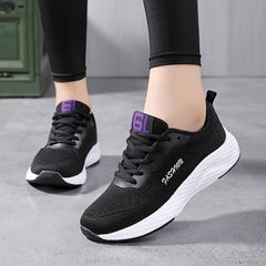 Women's Letter Graphic Slip-on Sneakers Soft Sole Breathable Mesh Shoes