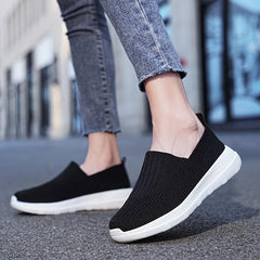 Women's Lightweight Walking Shoes Slip on Mesh Sneakers