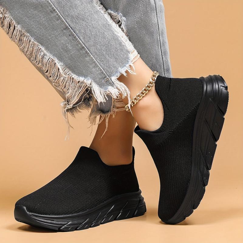 Mesh Breathable Slip On Casual Running Shoes
