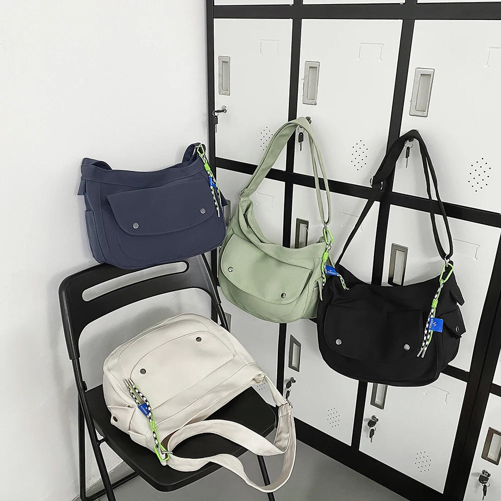 Casual Couple Phone Pouch Nylon Messenger Bag with Pendant
