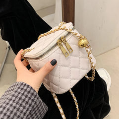 Classic Lingge Chain Shoulder Handbag Mini Messenger Bag