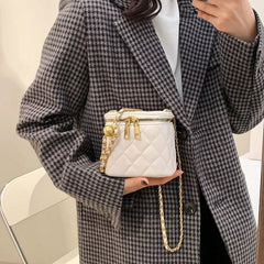 Classic Lingge Chain Shoulder Handbag Mini Messenger Bag