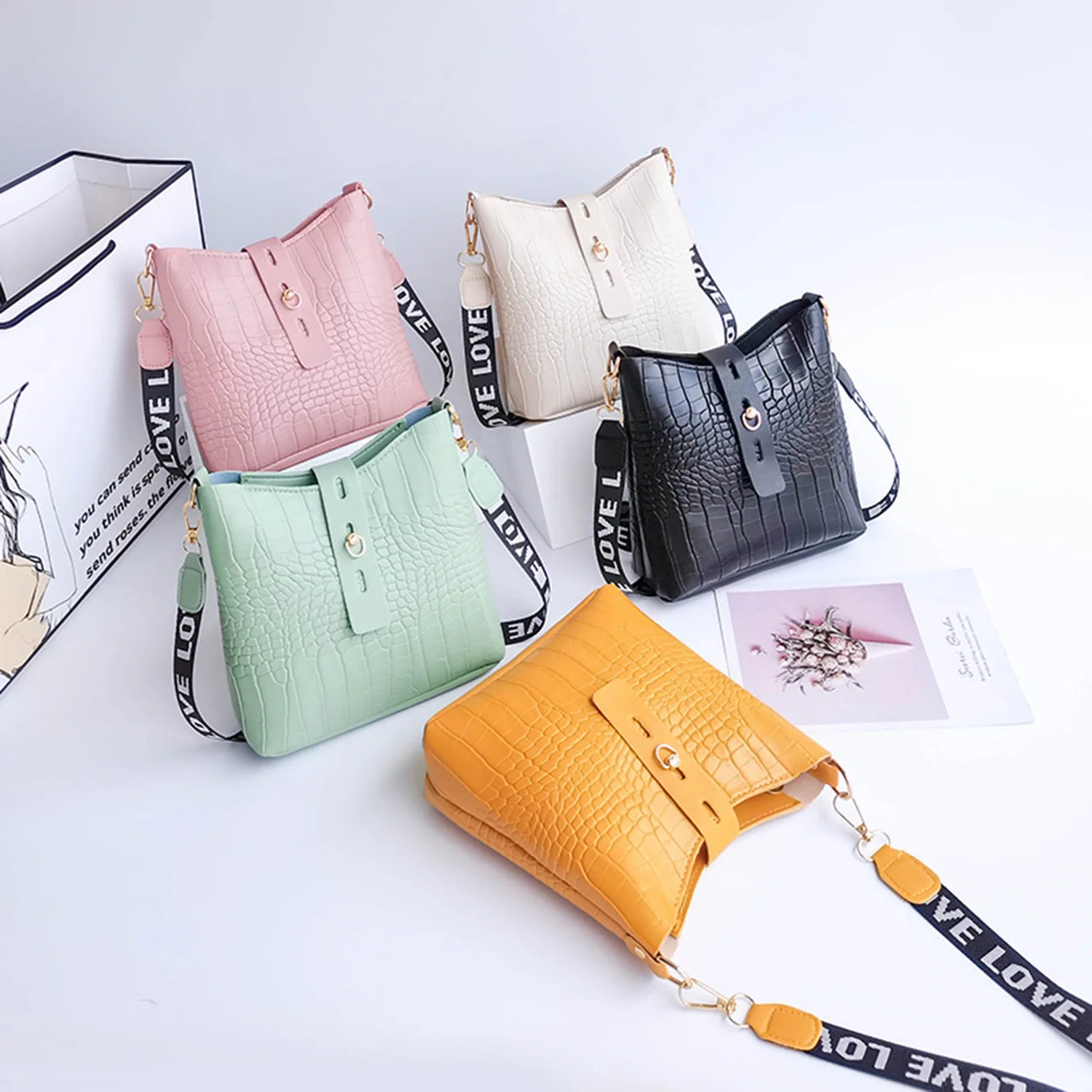 Crocodile Messenger Bag Women PU Leather Crossbody Shoulder Bag