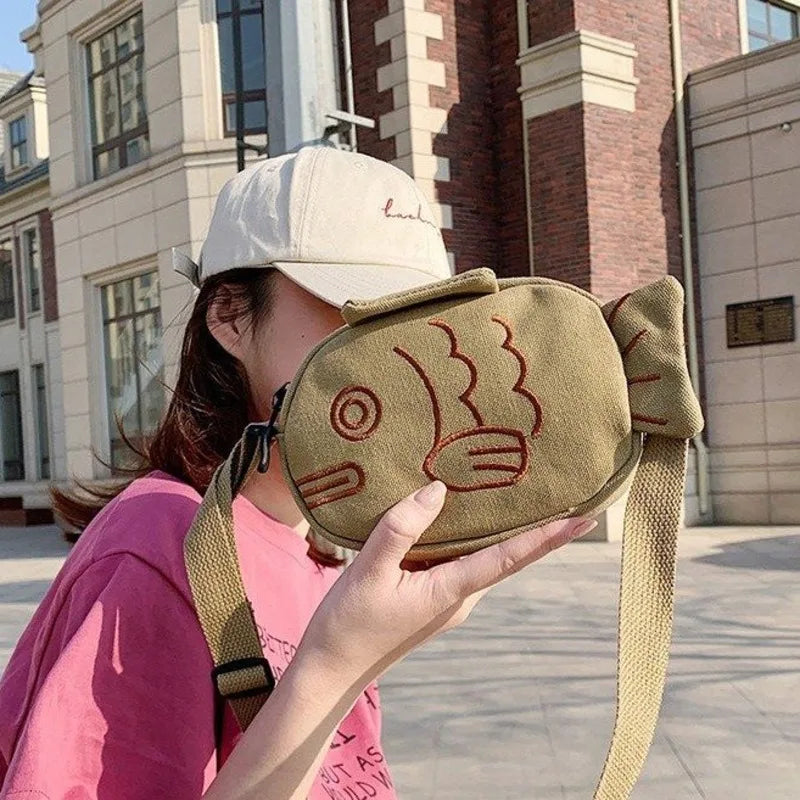 Embroidered Fish Shape Messenger Bag Zippered Crossbody Purse