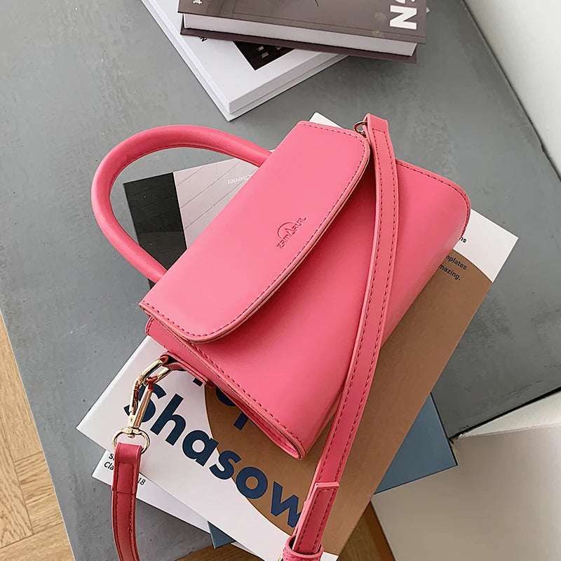 Hot-selling Western Style Square Messenger Bag