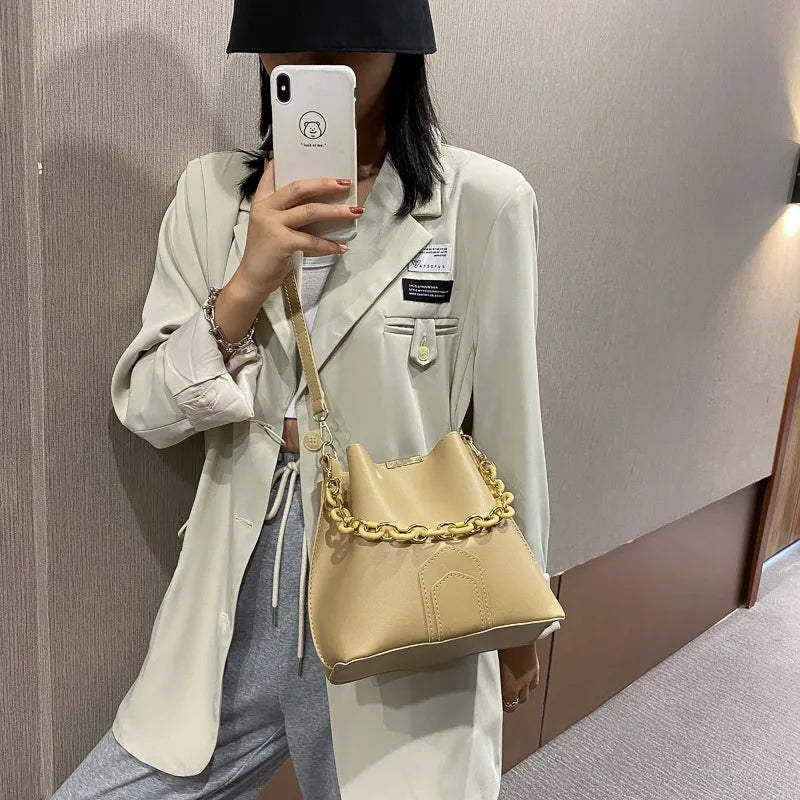 High-quality Leather Women's Tote Bucket Bag