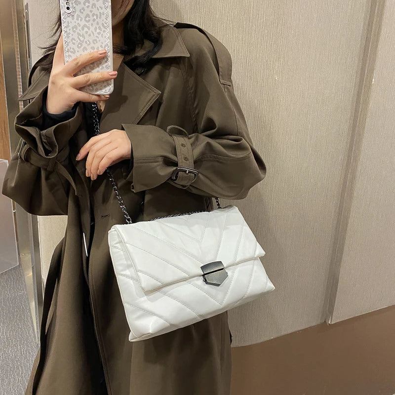Embroidery Thread PU Leather Crossbody Bag with Chain Shoulder Strap