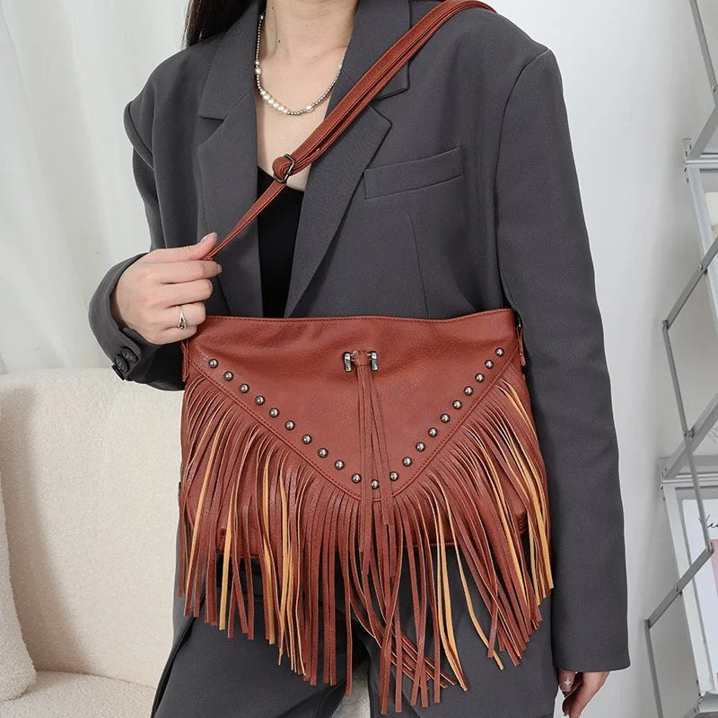 Rivet Fringe Tassel Messenger Bag Women Hobo Shoulder Bags Crossbody Handbag