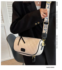 Versatile Plaid Shoulder Bag for Women