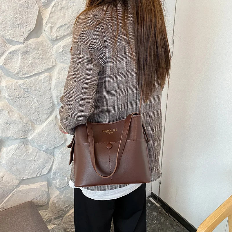 Large Capacity Bucket Bags PU Leather Shoulder Bags Solid Crossbody Bags