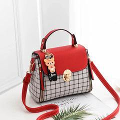 Double Zipper Women's Mini Shoulder Bag With Bear