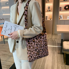 Leopard Print Crossbody Bag for Women Plush Winter Shoulder Handbag
