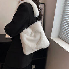 Love Shape Plush Shoulder Bag For Women Winter Handbag