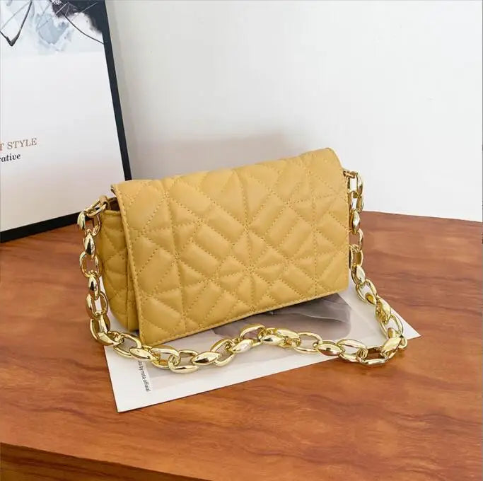 Plaid Shoulder Bag with Chunky Chain for Women