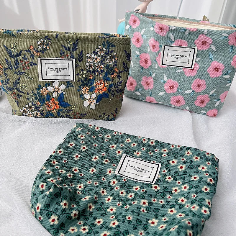Retro Flowers Print Cosmetic Bag Canvas Washing Bag Large Capacity