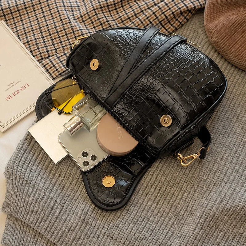 Casual Saddle Bag One Shoulder Handle Zipper Lock Ornament Bag