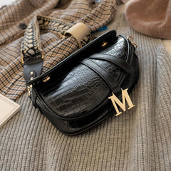 Casual Saddle Bag One Shoulder Handle Zipper Lock Ornament Bag