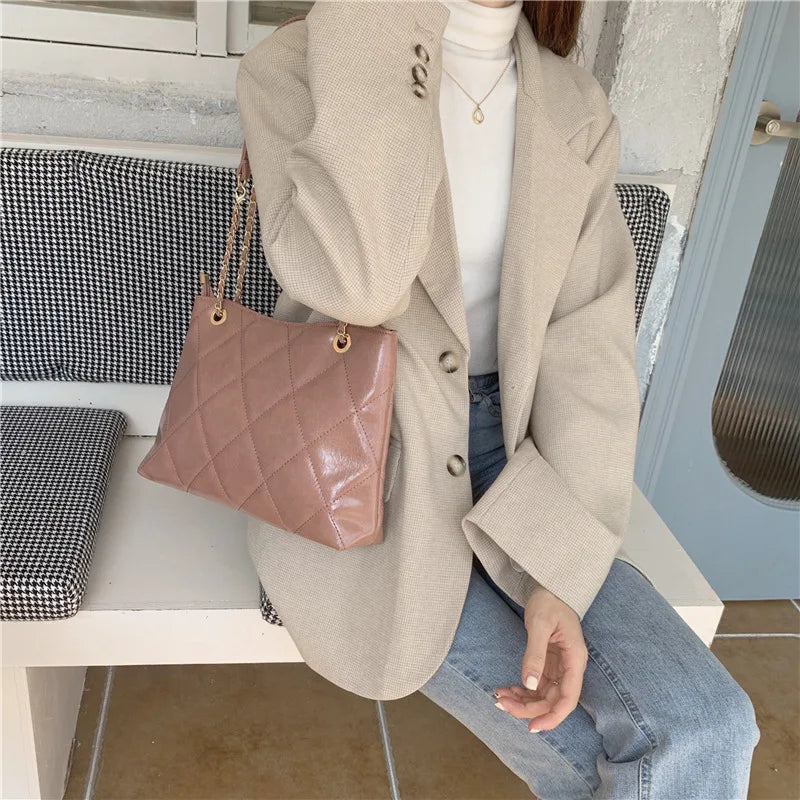Diamond Lattice Chains Crossbody Bag for Women