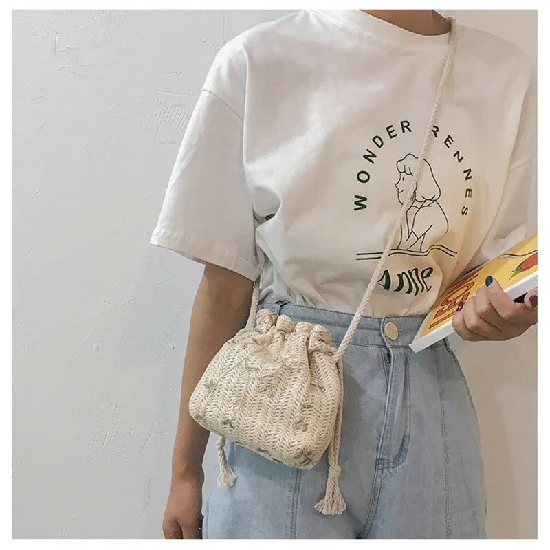 Women Straw Beach Bags Drawstring Flower Embroidery Crossbody Handbags