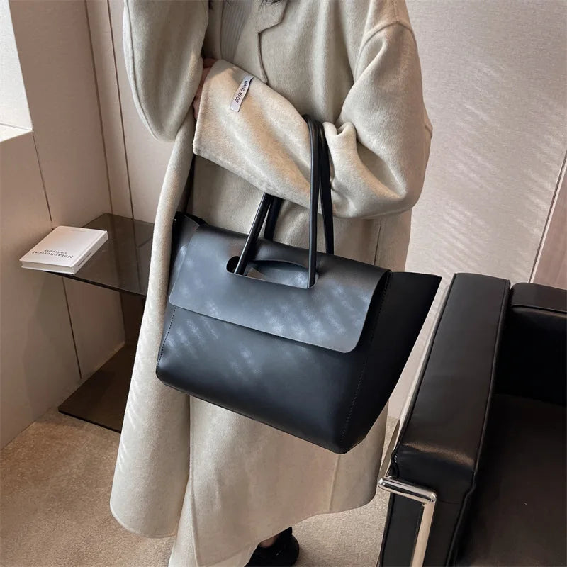 Women Shoulder Bags Large Capacity Handbags Retro Tote Bags