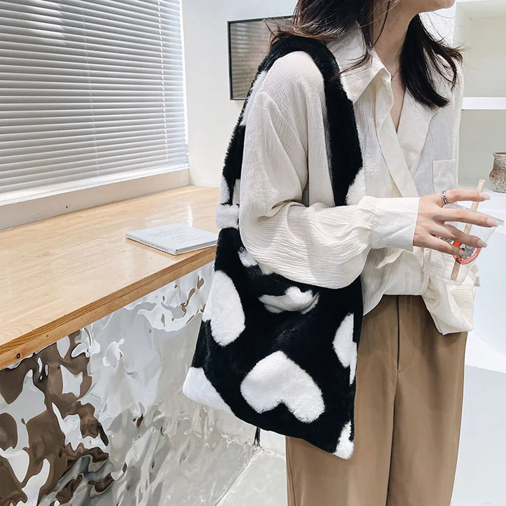 Women's Heart Print Plush Shoulder Bag Winter Handbag