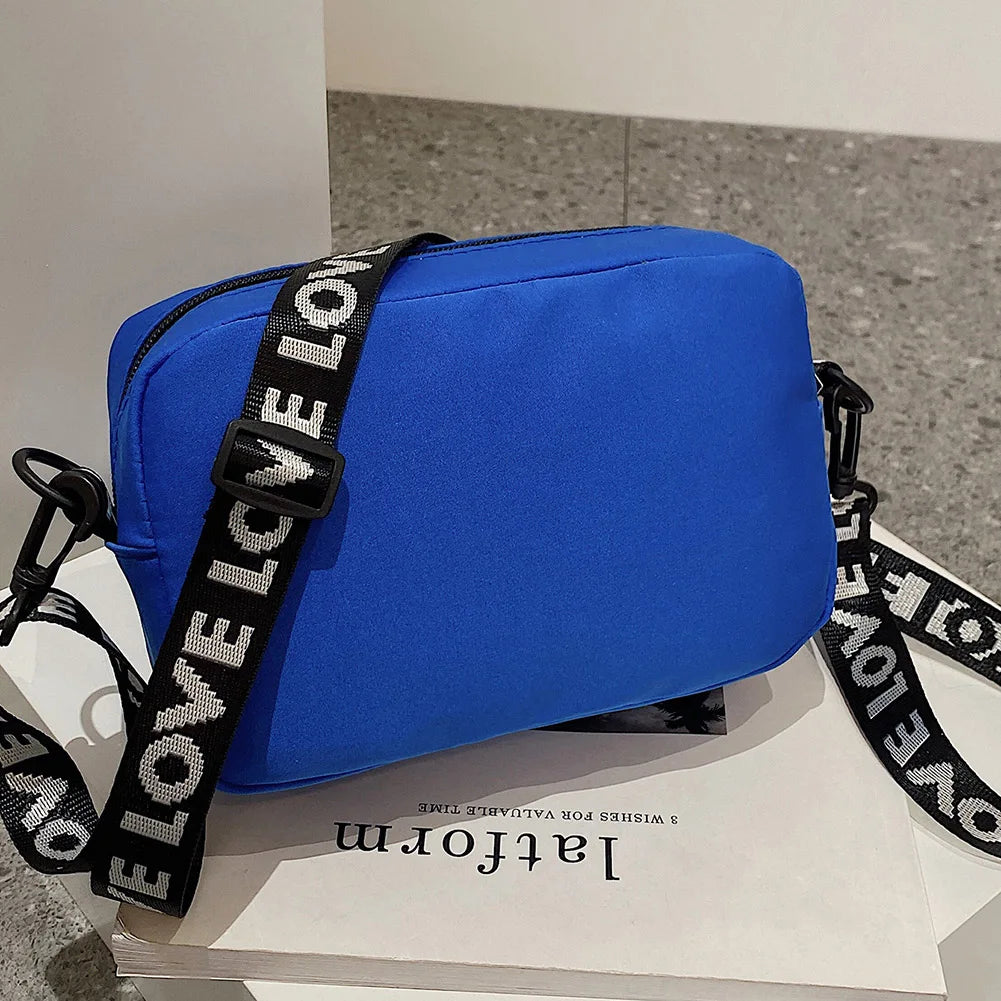Nylon Crossbody Bag Casual Handbags Zipper Closure Solid Color