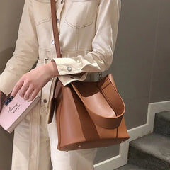 Wide Strap Bucket Bag Women Shoulder Bags PU Crossbody Bag Large Capacity