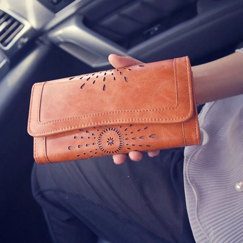 Hollow Tri-Fold Long Retro Wallet, High-Quality, Youthful Choice