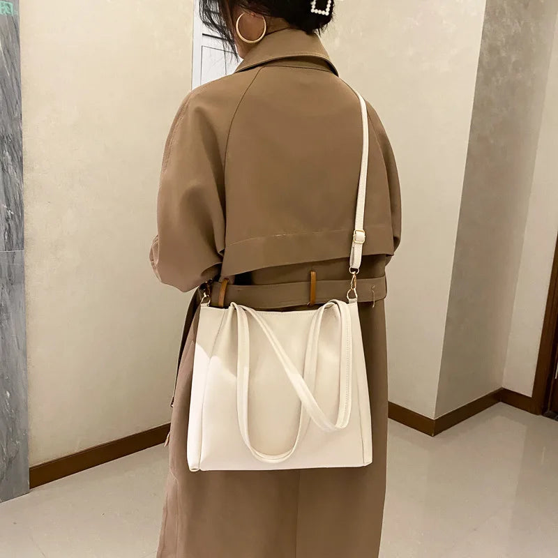 European and American Large Messenger Tote Bag