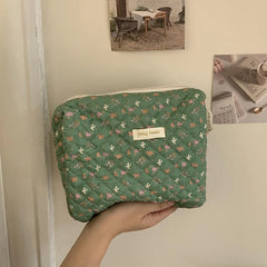 Floral Quilted Makeup Bag Cotton Zipper Beauty Pouch